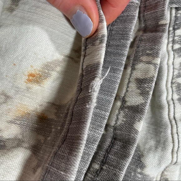 Gray Bleach Dye Splatter Tie Dye Jeans Wet Seal - Picture 12 of 16